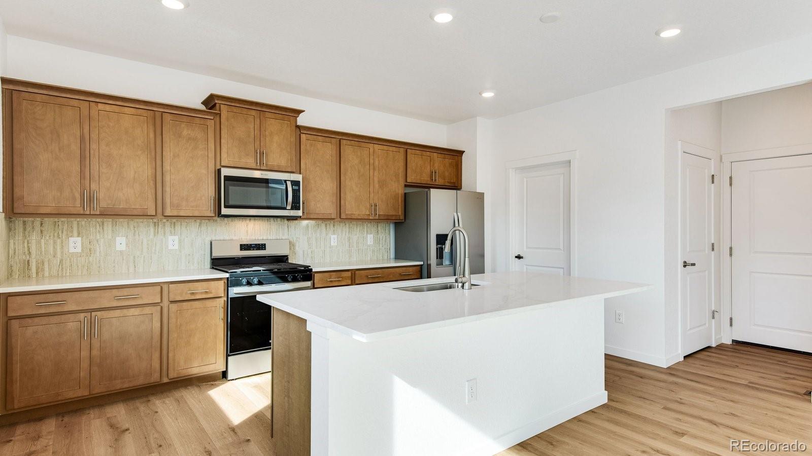 MLS Image #2 for 4096  emerald lake road,brighton, Colorado