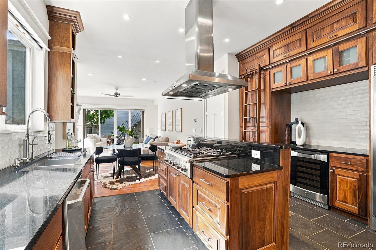 MLS Image #10 for 3275 s logan street,englewood, Colorado