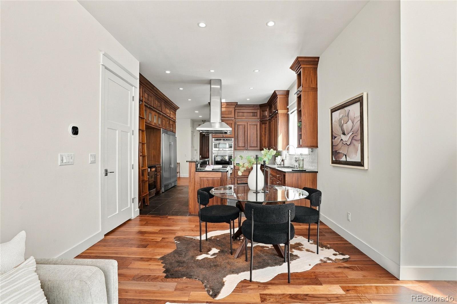 MLS Image #12 for 3275 s logan street,englewood, Colorado
