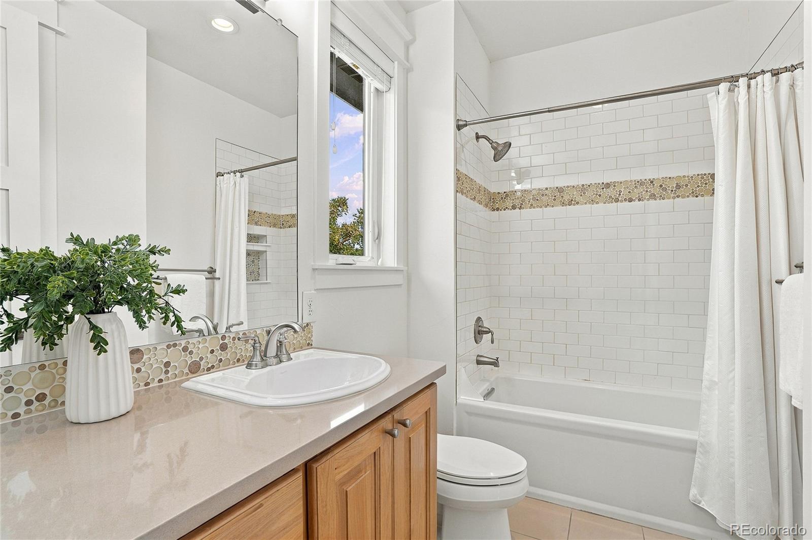 MLS Image #29 for 3275 s logan street,englewood, Colorado