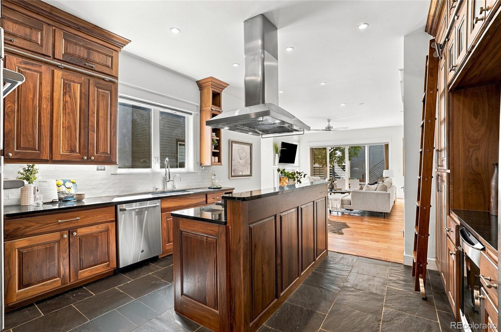 MLS Image #5 for 3275 s logan street,englewood, Colorado