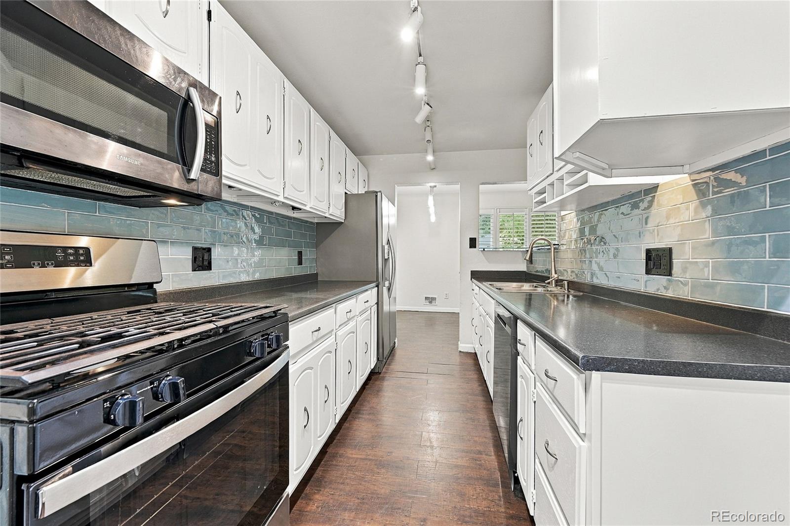 MLS Image #10 for 1614 s chase court,lakewood, Colorado