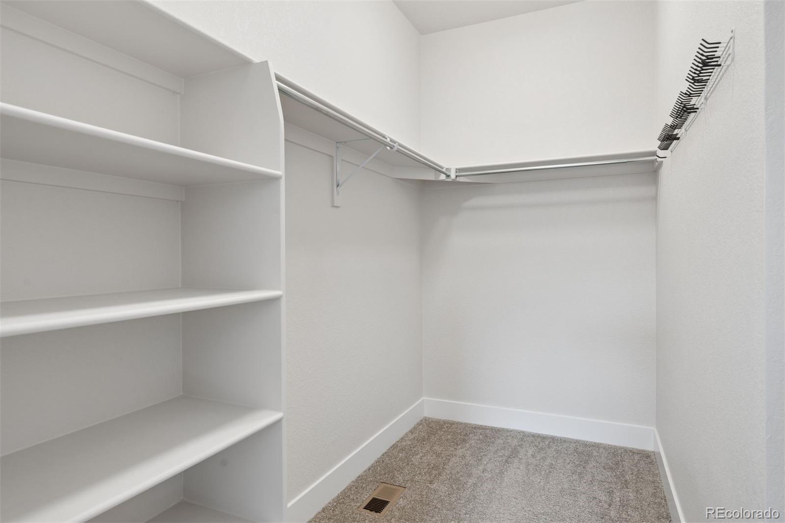 MLS Image #23 for 21642 e 60th avenue,aurora, Colorado