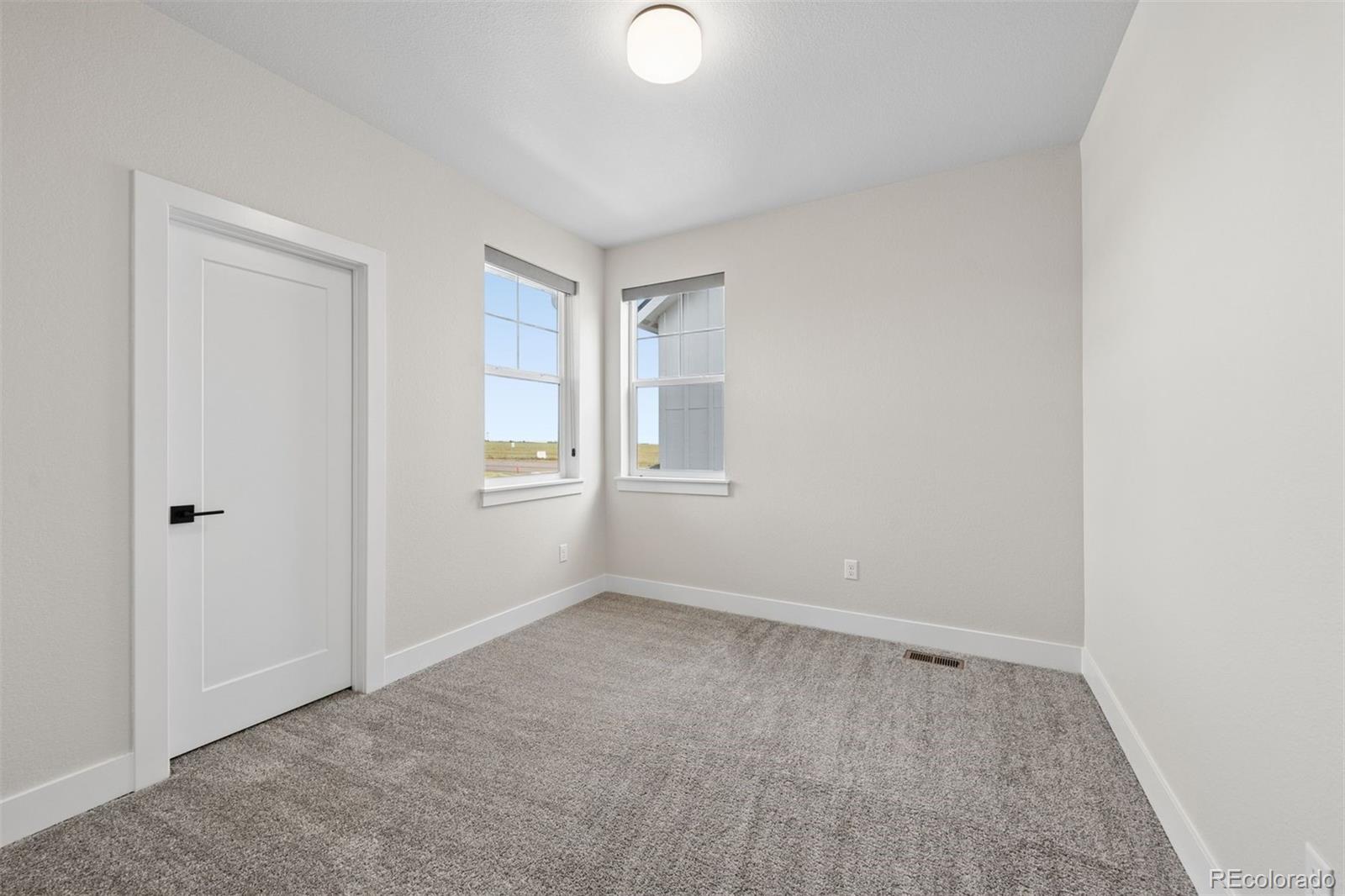 MLS Image #26 for 21642 e 60th avenue,aurora, Colorado