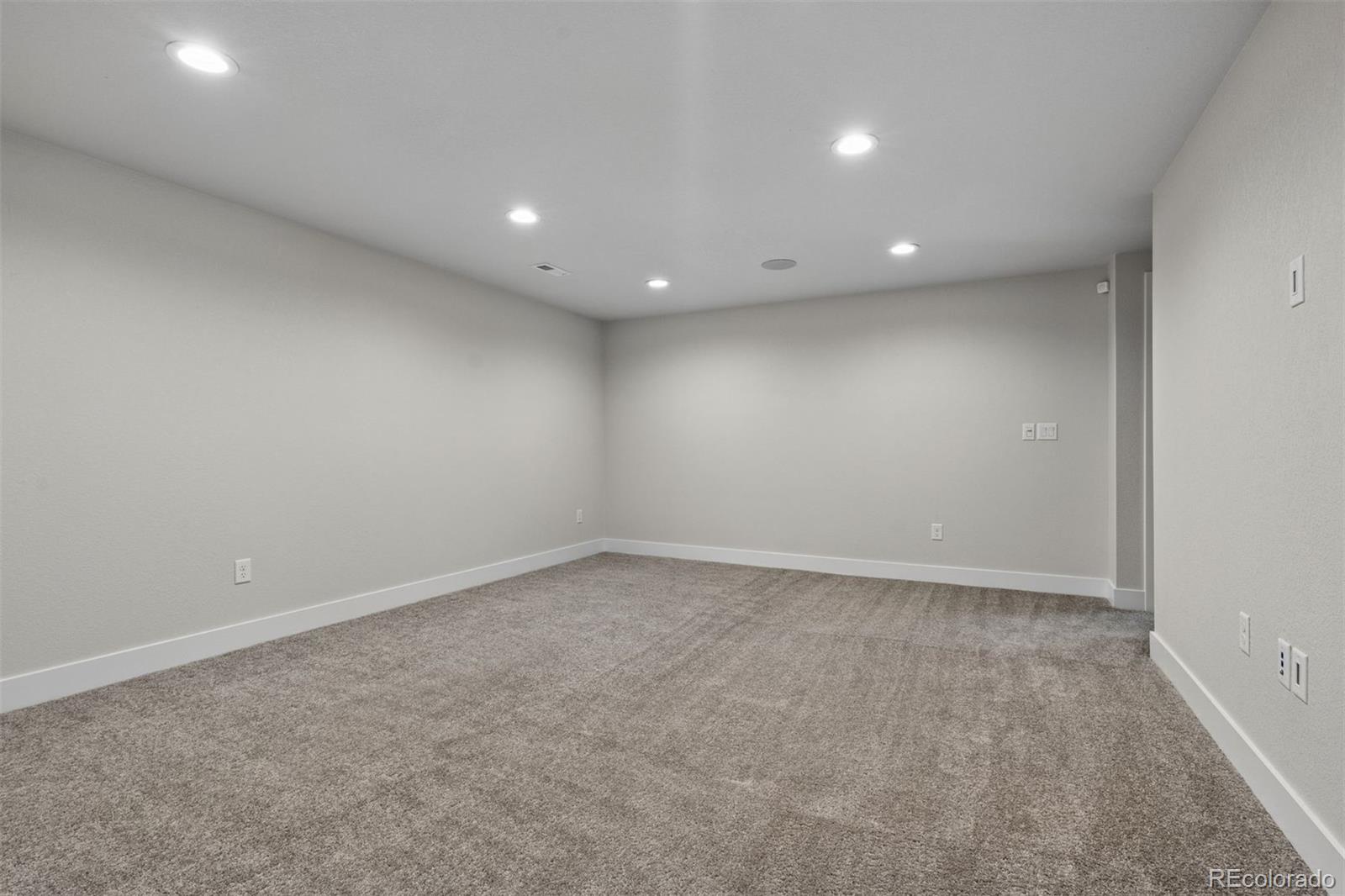 MLS Image #29 for 21642 e 60th avenue,aurora, Colorado