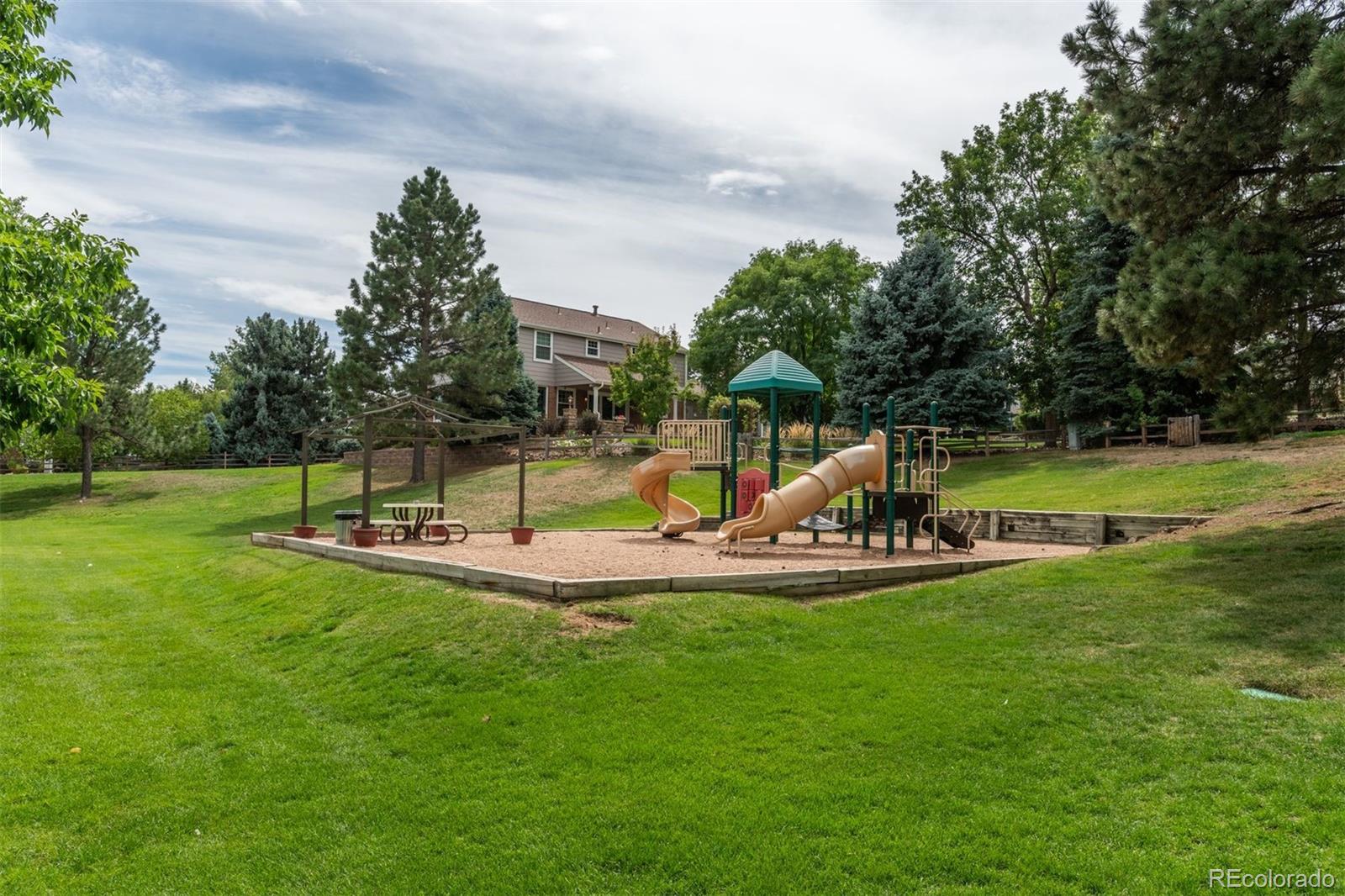 MLS Image #39 for 7105 s hudson circle,centennial, Colorado