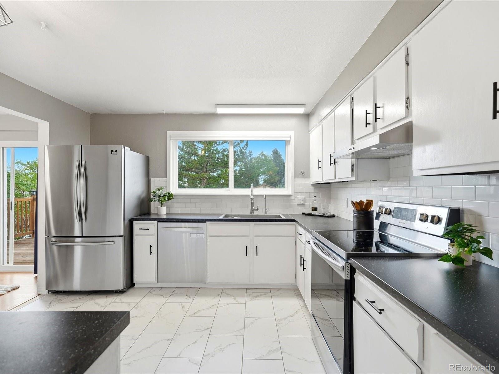 MLS Image #10 for 1550 s evanston street,aurora, Colorado
