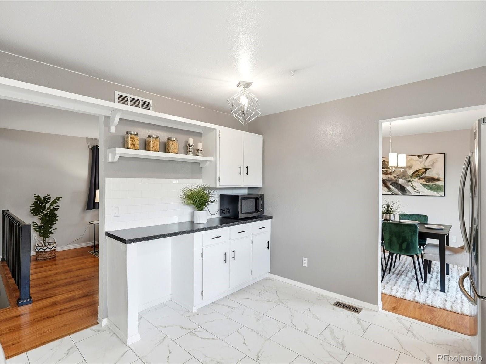 MLS Image #12 for 1550 s evanston street,aurora, Colorado