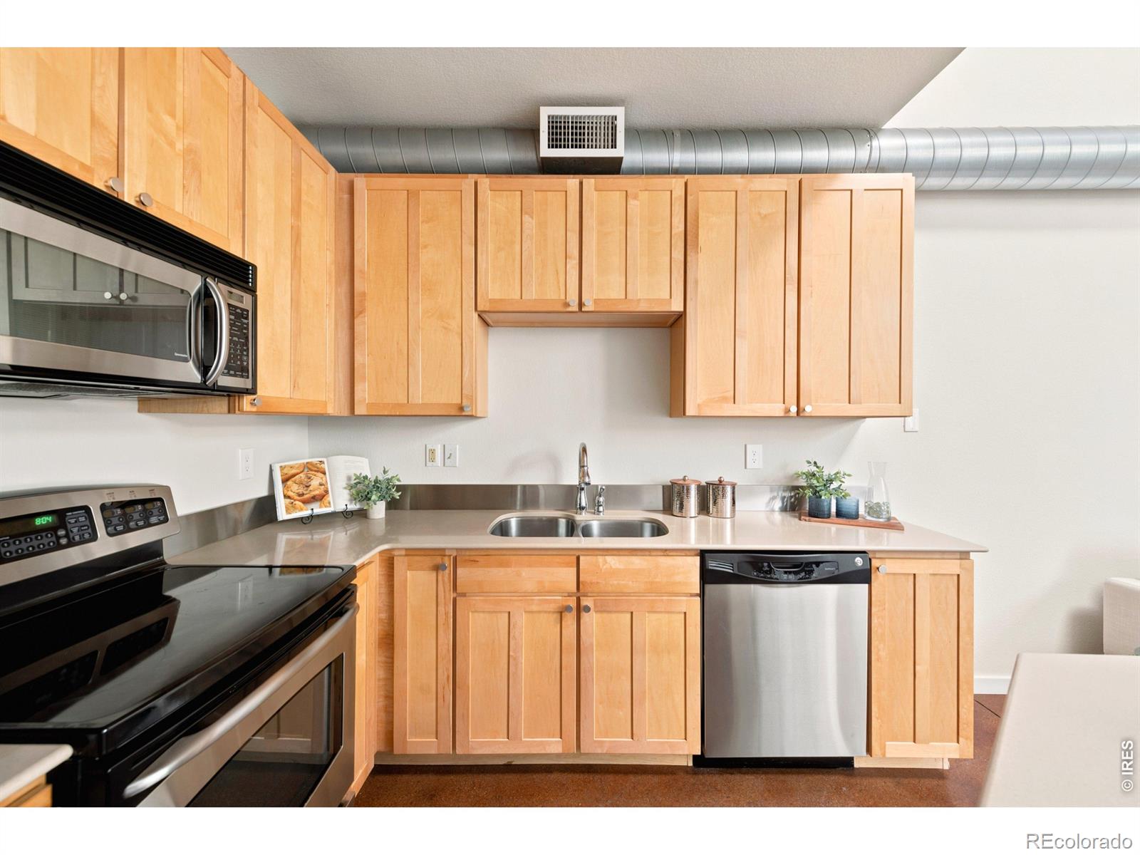MLS Image #13 for 3033  blake street 112,denver, Colorado
