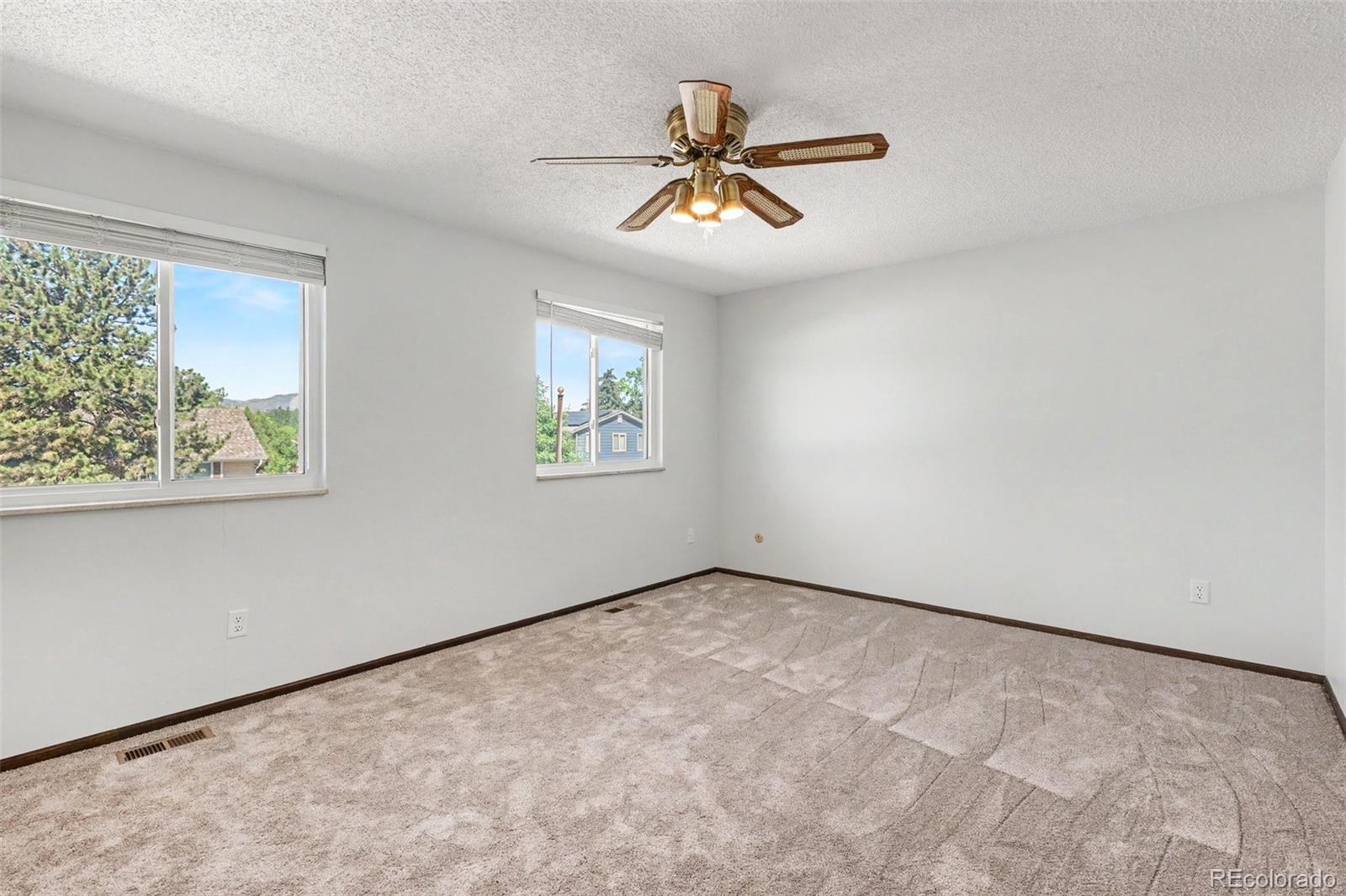 MLS Image #11 for 6556 s brentwood way,littleton, Colorado