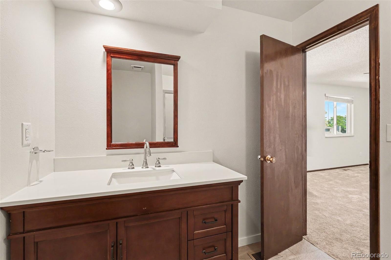 MLS Image #14 for 6556 s brentwood way,littleton, Colorado