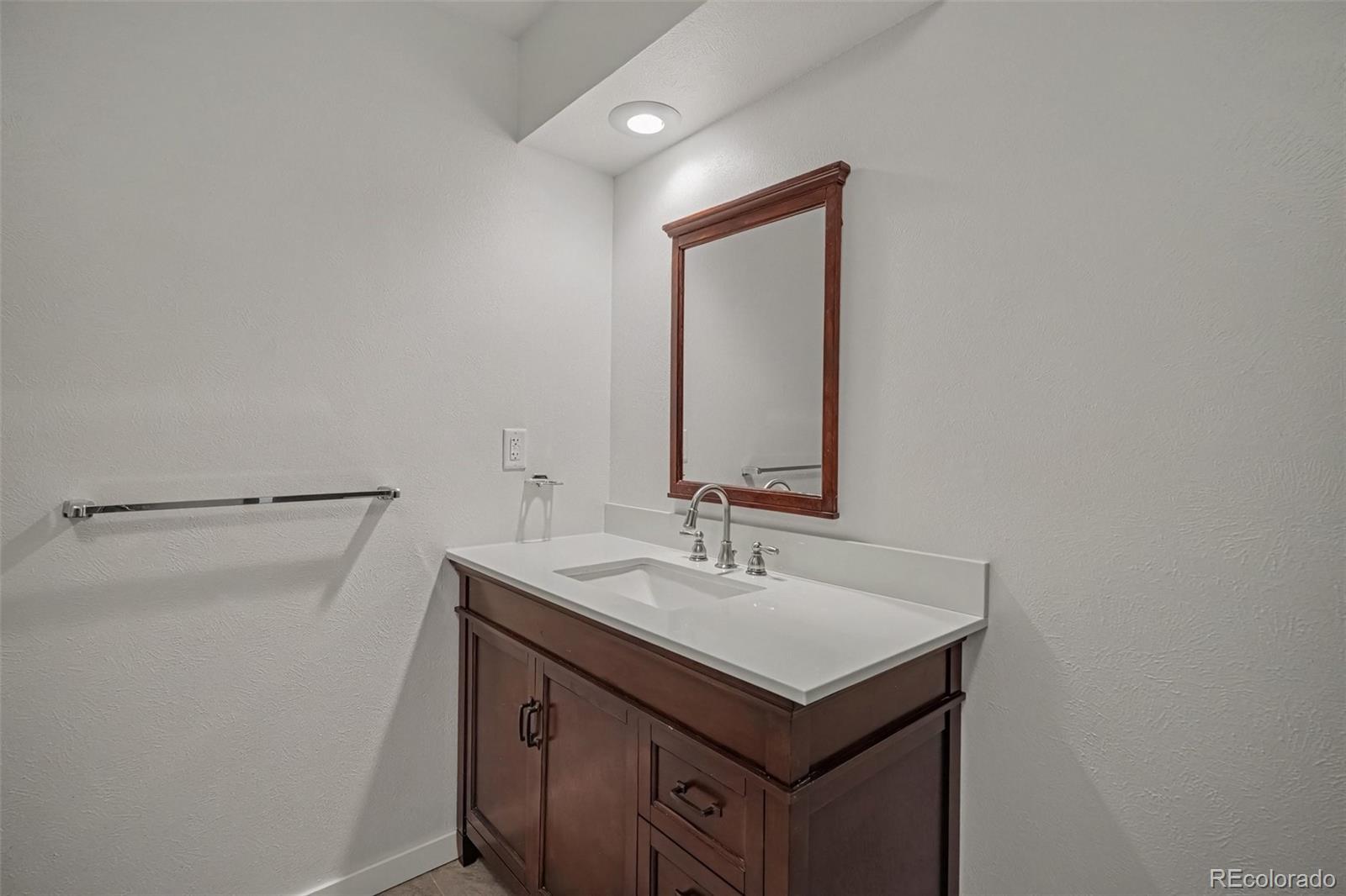 MLS Image #15 for 6556 s brentwood way,littleton, Colorado