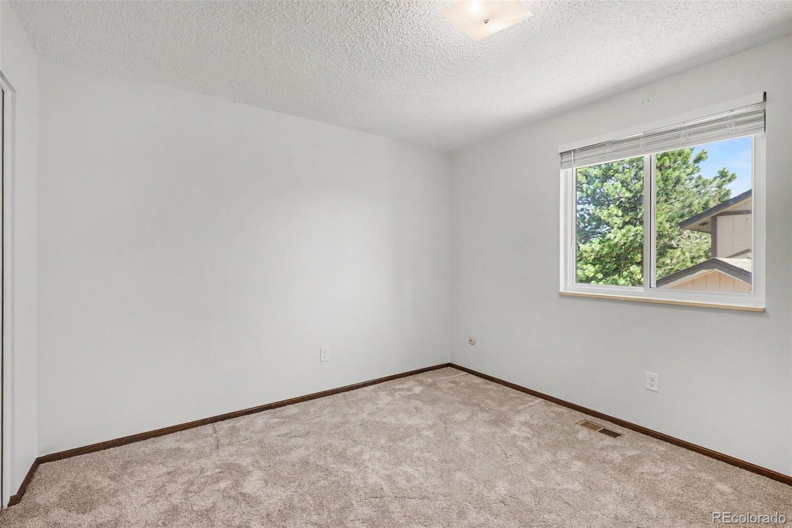 MLS Image #19 for 6556 s brentwood way,littleton, Colorado