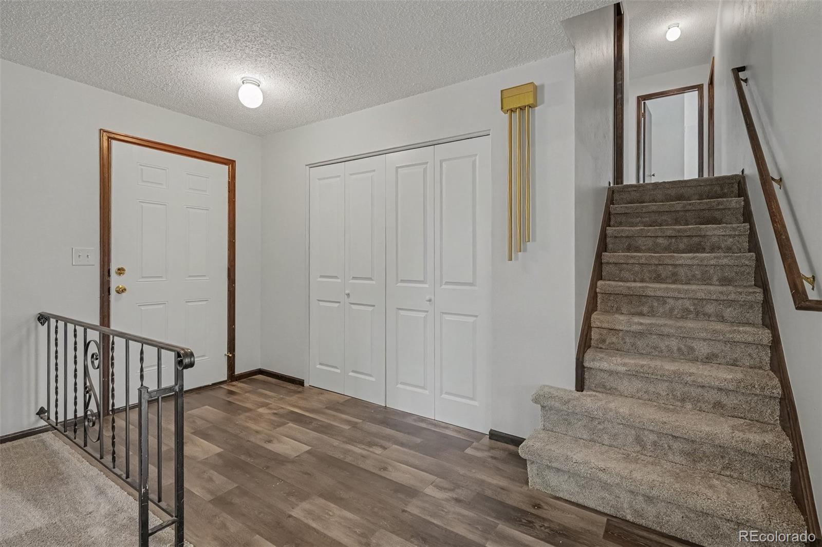 MLS Image #7 for 6556 s brentwood way,littleton, Colorado