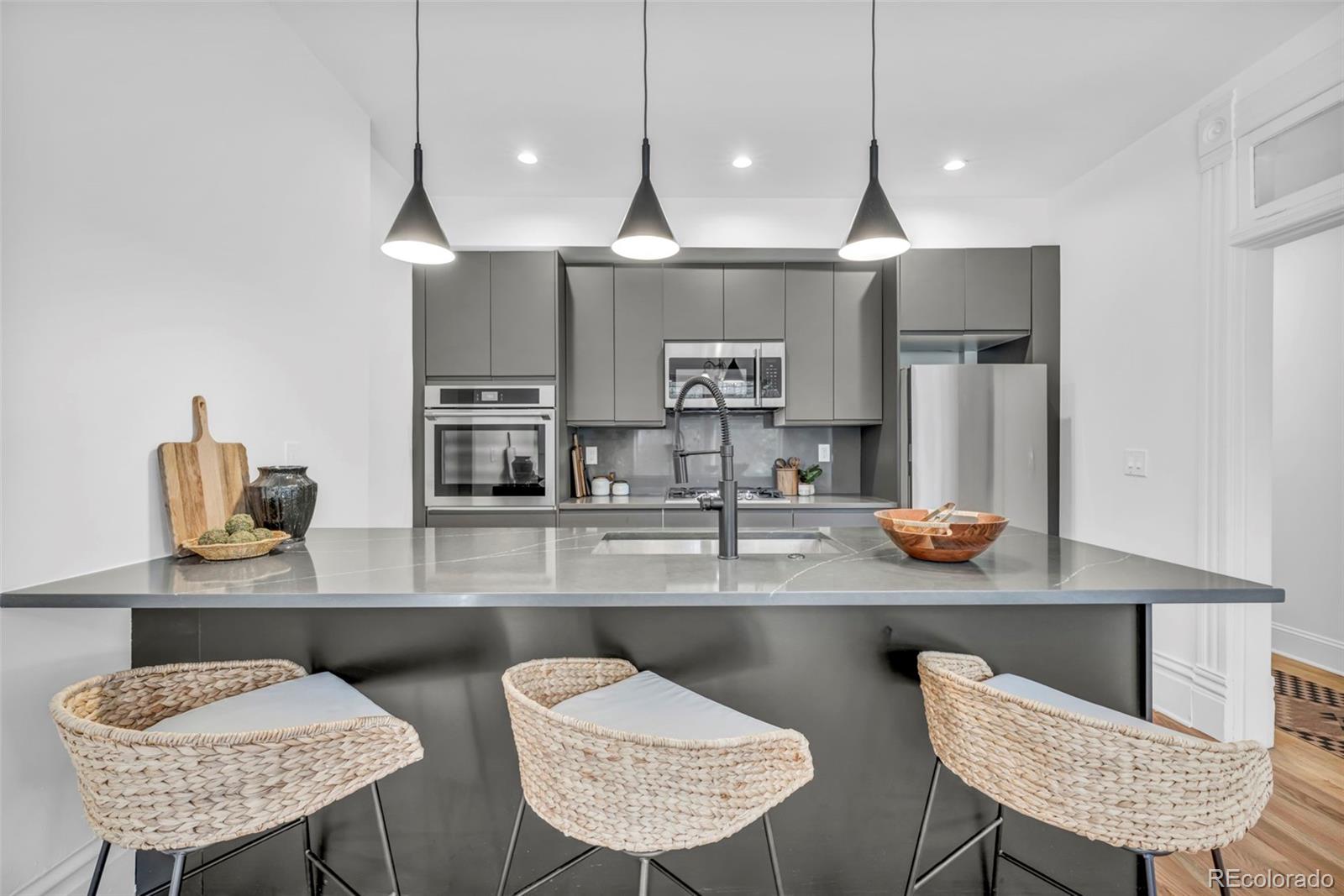 MLS Image #14 for 1442  stuart street,denver, Colorado