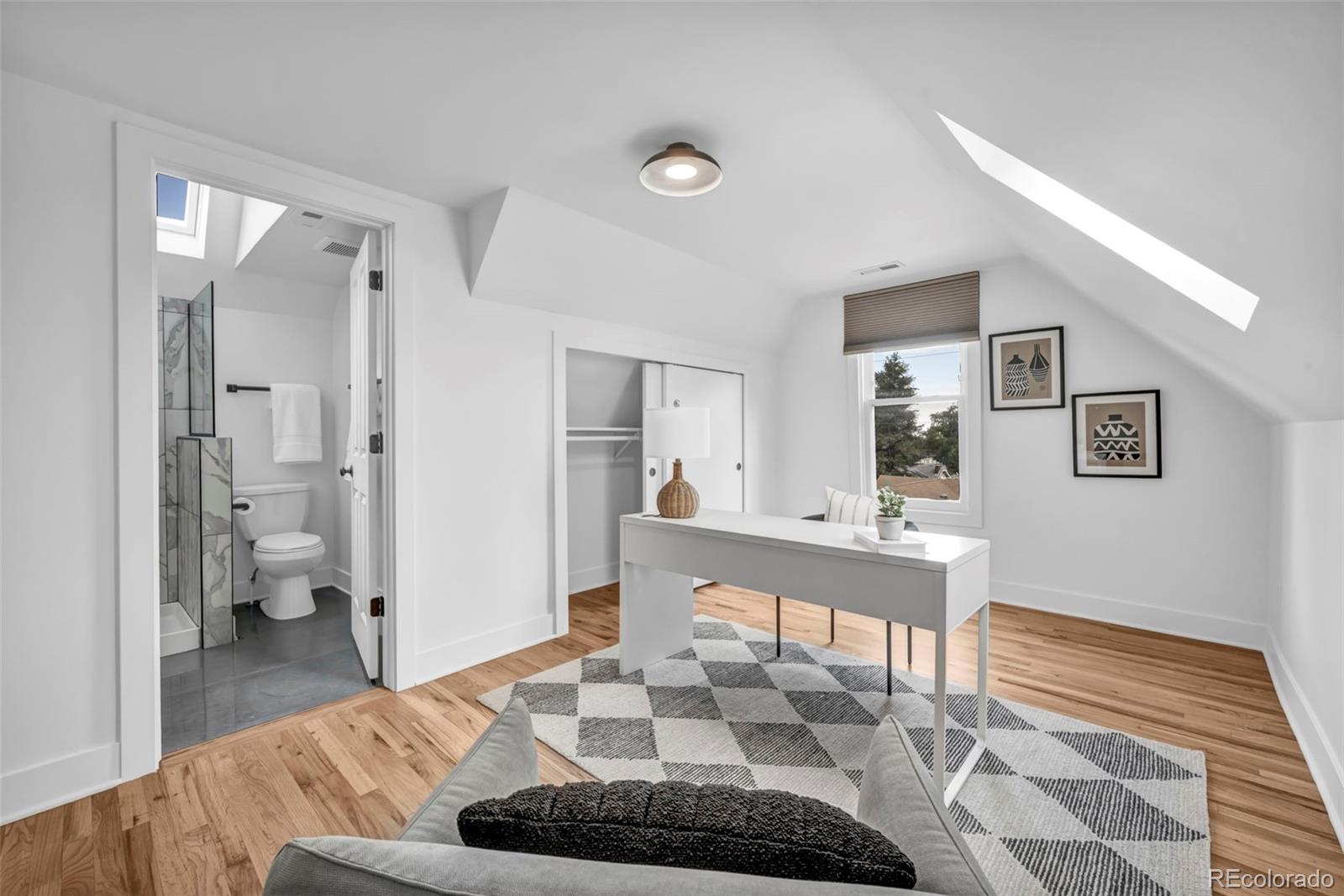 MLS Image #19 for 1442  stuart street,denver, Colorado