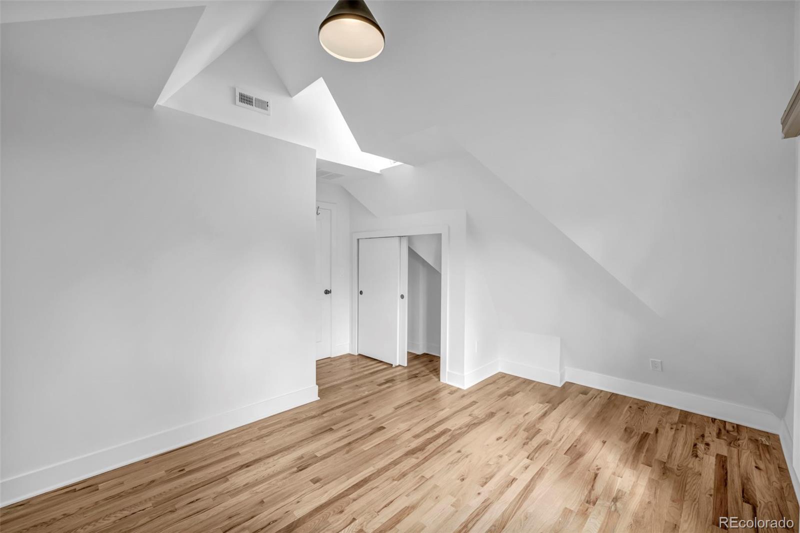 MLS Image #33 for 1442  stuart street,denver, Colorado