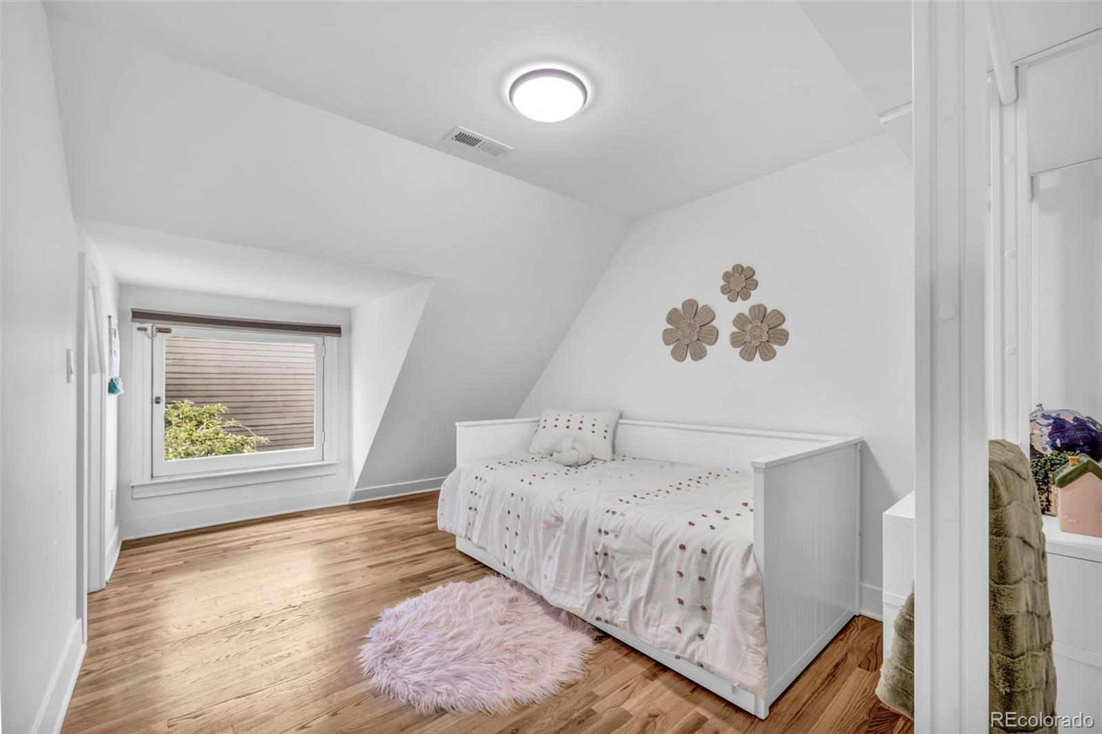 MLS Image #37 for 1442  stuart street,denver, Colorado