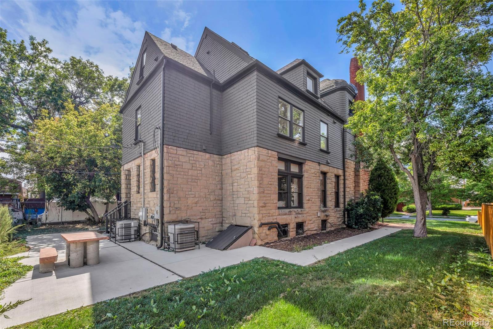 MLS Image #41 for 1442  stuart street,denver, Colorado