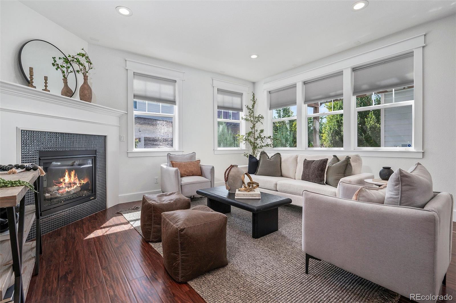 MLS Image #14 for 10872 e 28th place,denver, Colorado