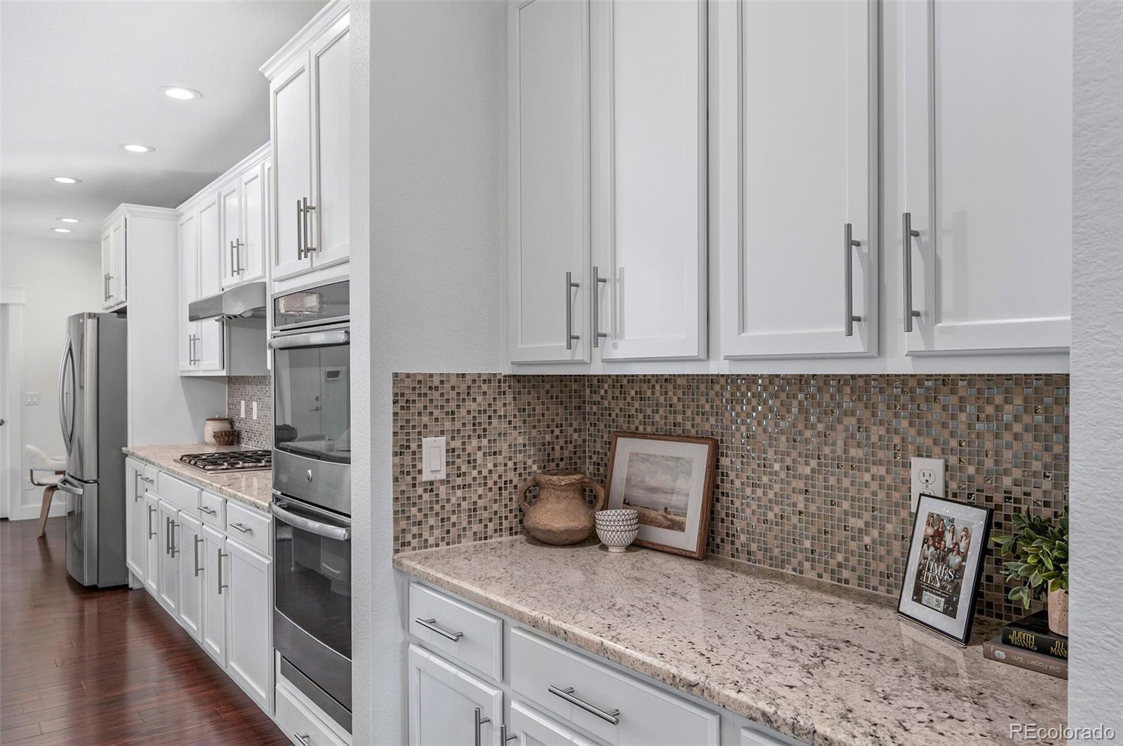 MLS Image #18 for 10872 e 28th place,denver, Colorado