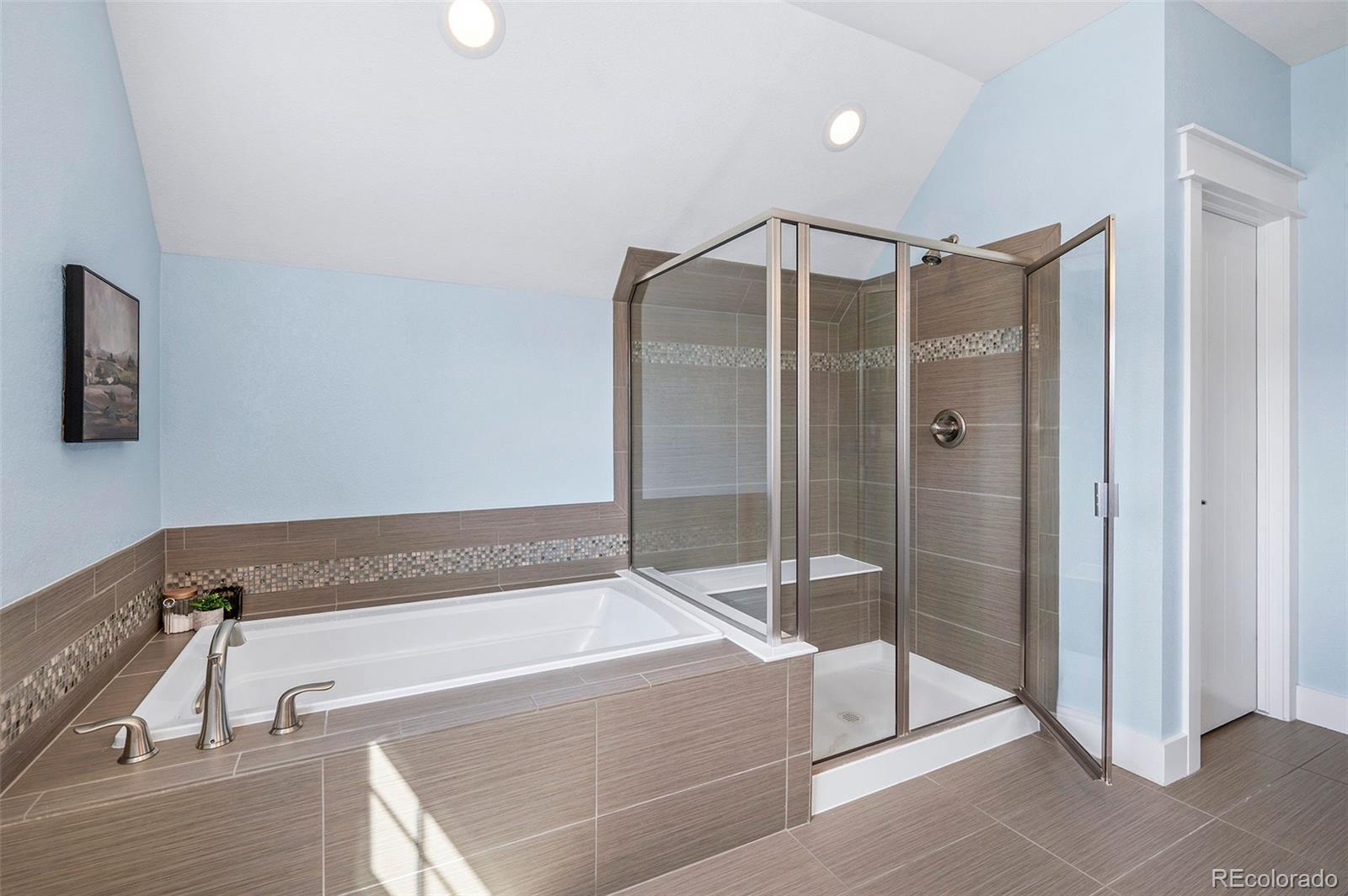 MLS Image #28 for 10872 e 28th place,denver, Colorado