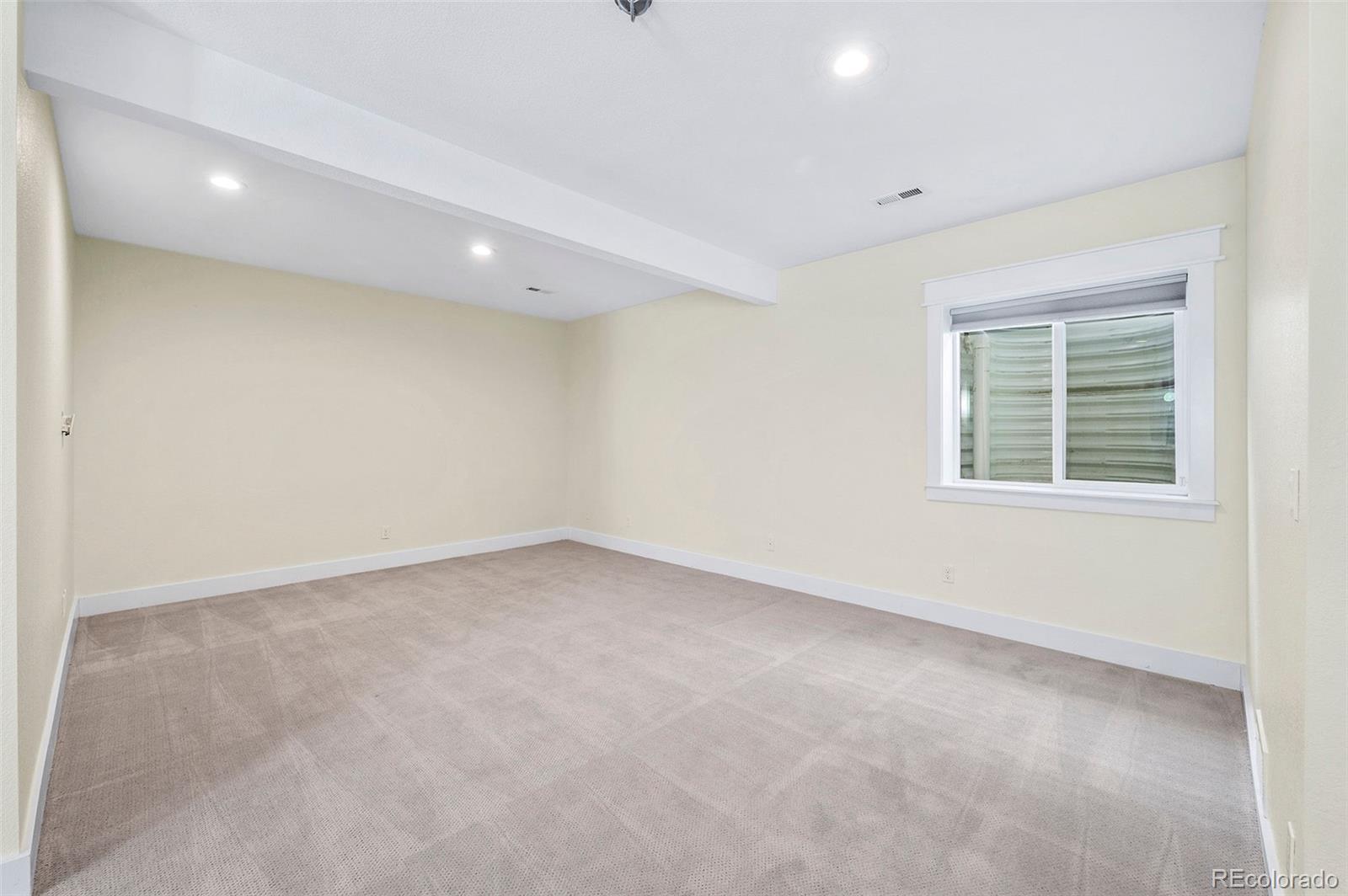 MLS Image #35 for 10872 e 28th place,denver, Colorado