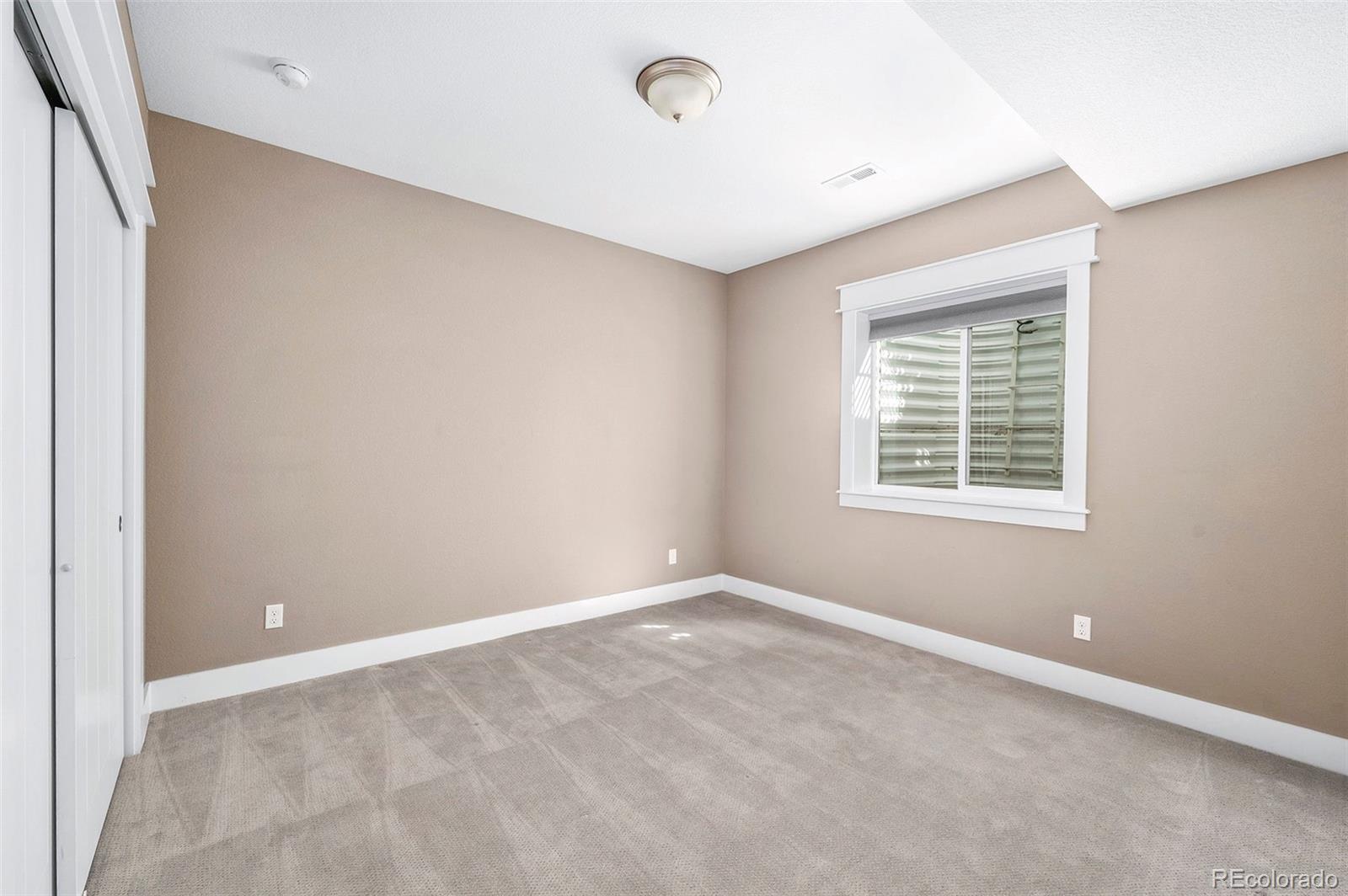 MLS Image #36 for 10872 e 28th place,denver, Colorado