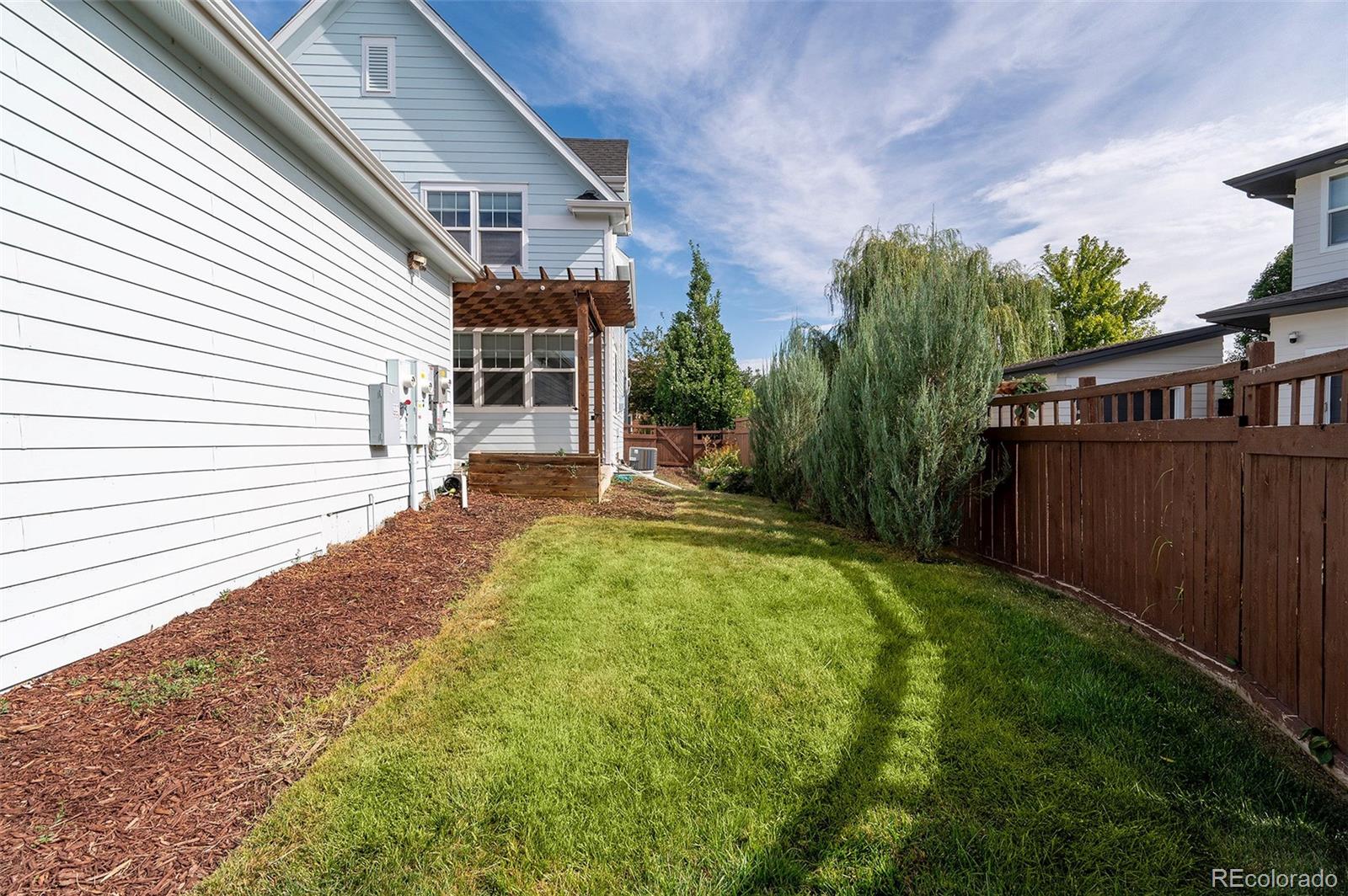 MLS Image #40 for 10872 e 28th place,denver, Colorado