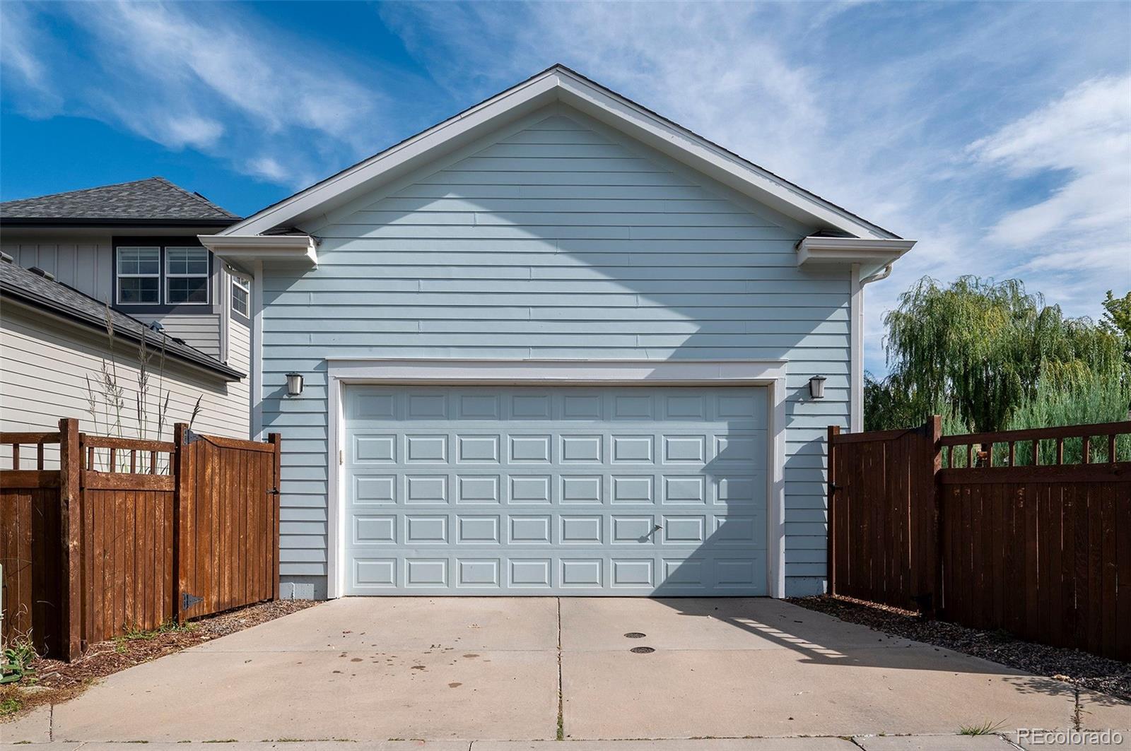 MLS Image #41 for 10872 e 28th place,denver, Colorado