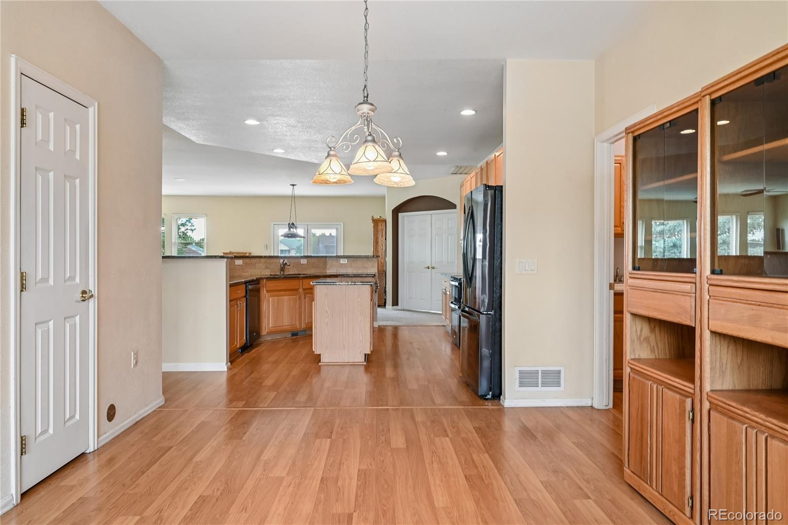 MLS Image #15 for 23394 e heritage parkway,aurora, Colorado