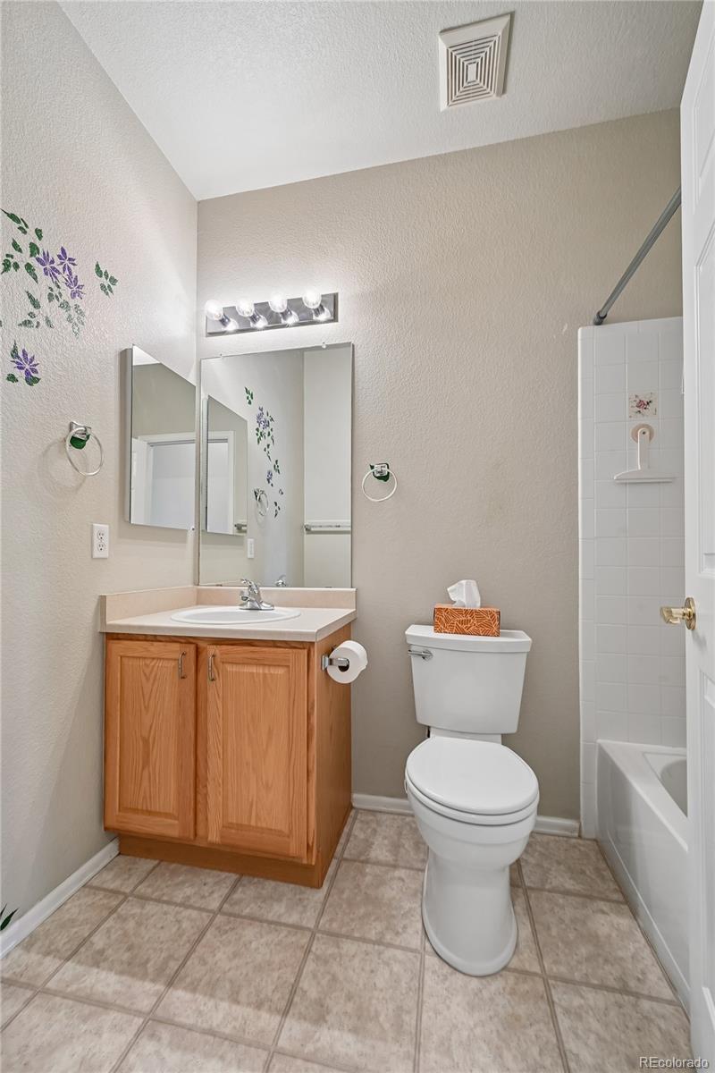 MLS Image #23 for 23394 e heritage parkway,aurora, Colorado