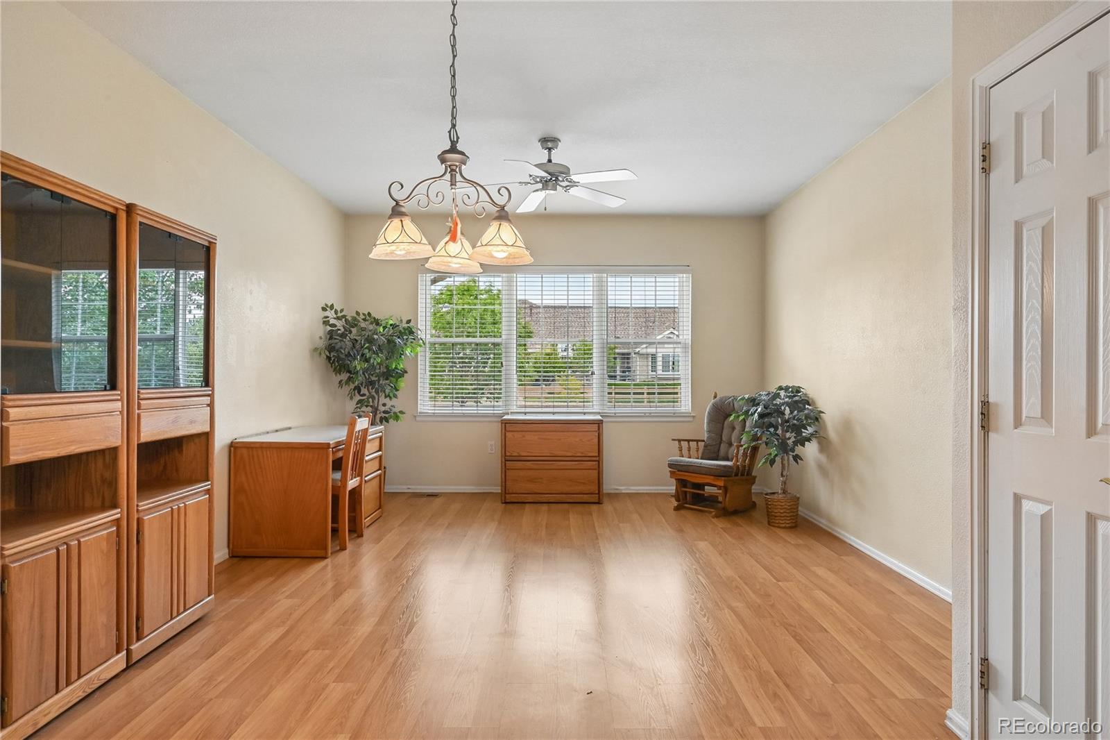 MLS Image #7 for 23394 e heritage parkway,aurora, Colorado