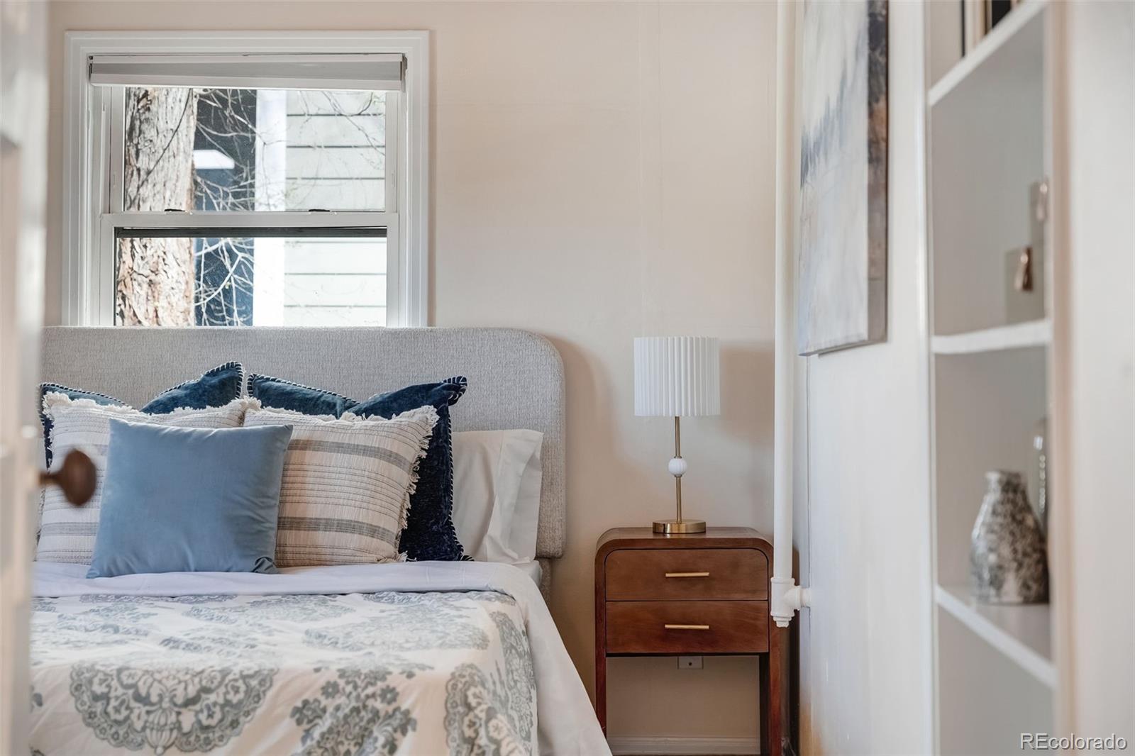 MLS Image #14 for 1671 s grant street,denver, Colorado