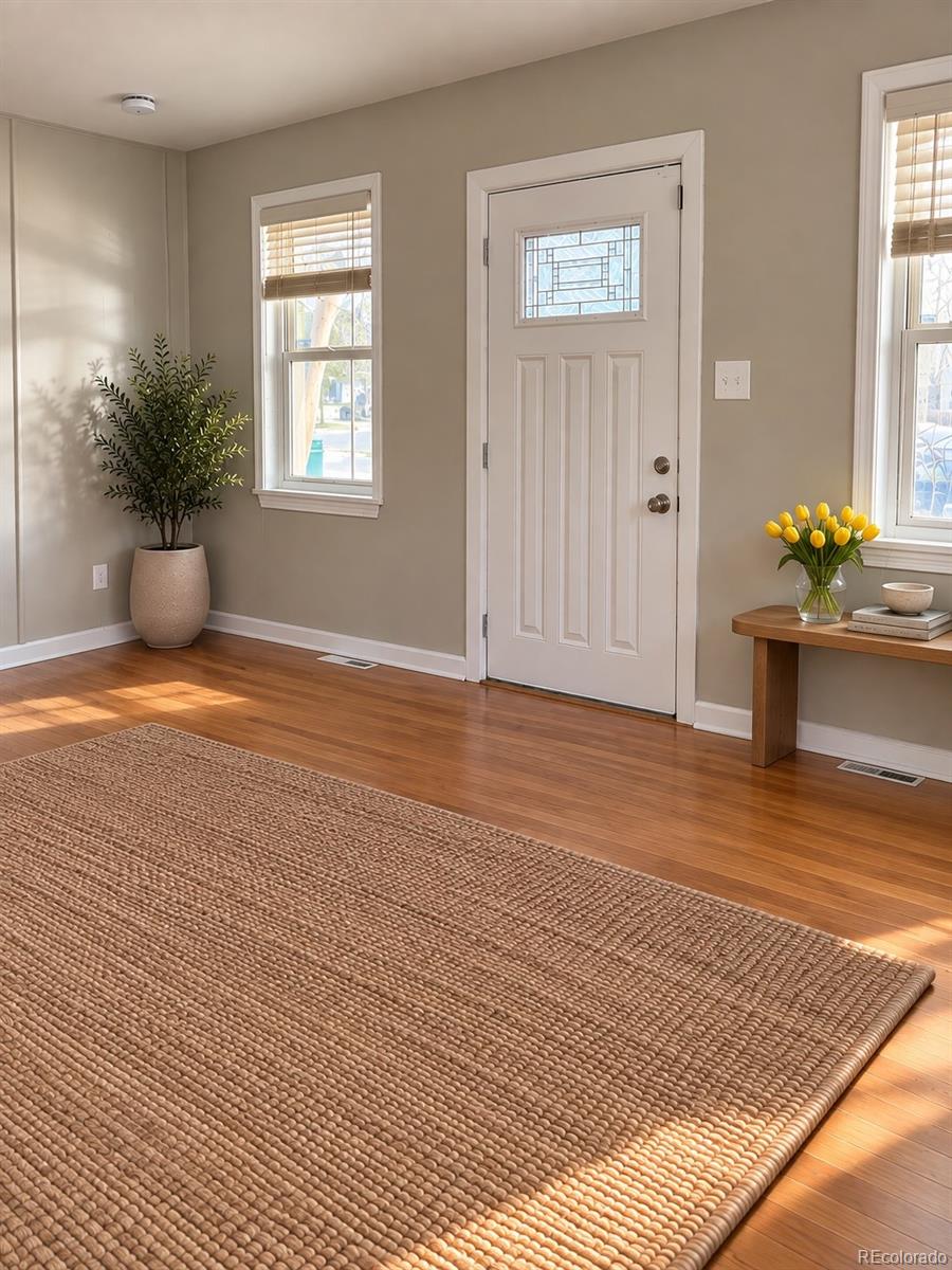 MLS Image #1 for 1785  del mar parkway,aurora, Colorado