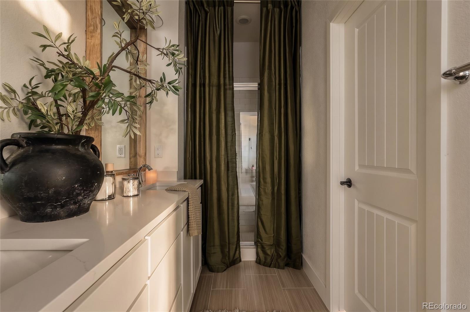 MLS Image #37 for 6781  canosa street,denver, Colorado