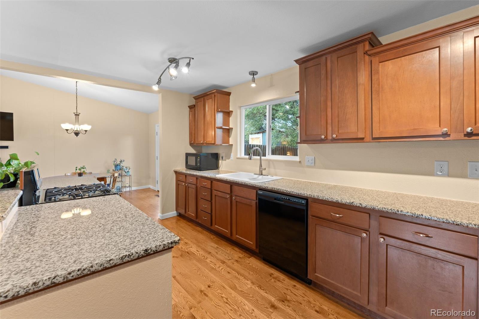 MLS Image #10 for 1213  milky way,colorado springs, Colorado