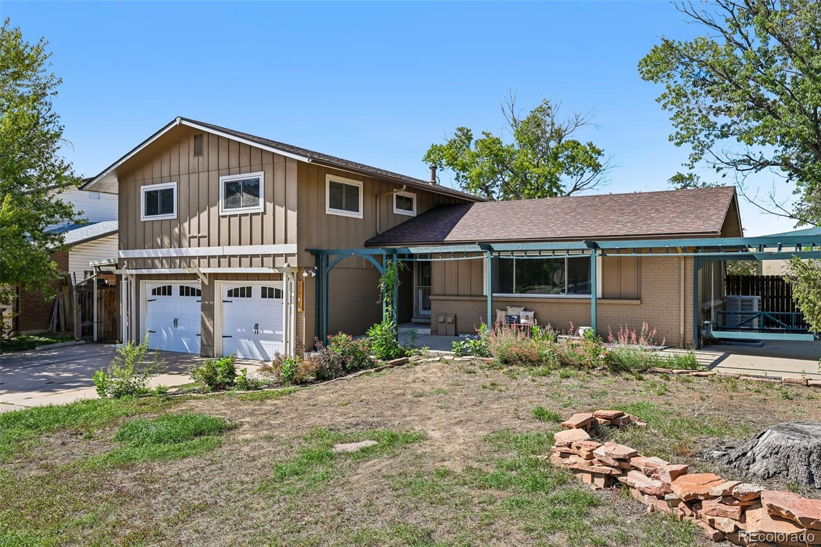 MLS Image #2 for 8705 e radcliff avenue,denver, Colorado