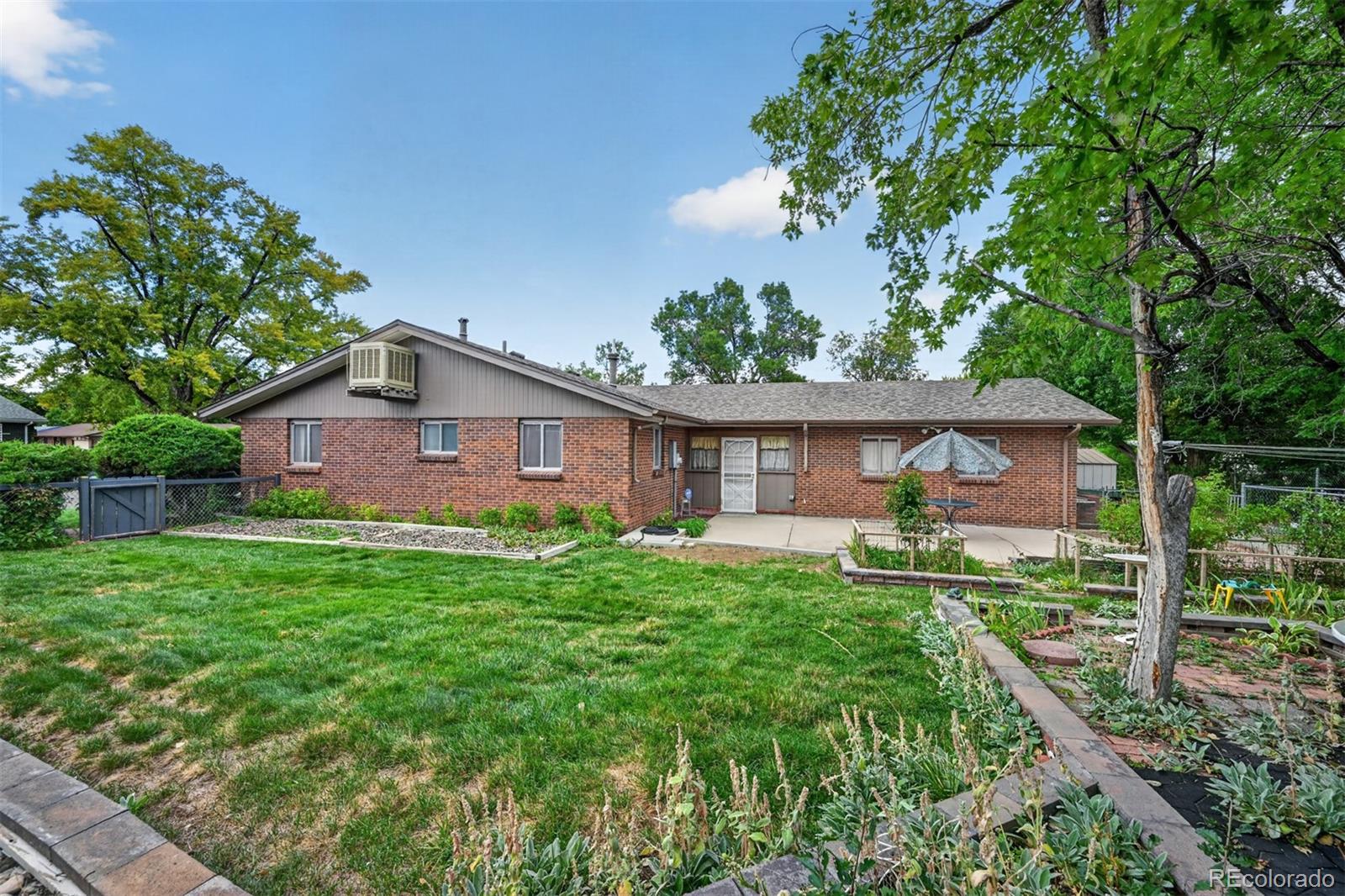MLS Image #20 for 2124 s fenton street,denver, Colorado
