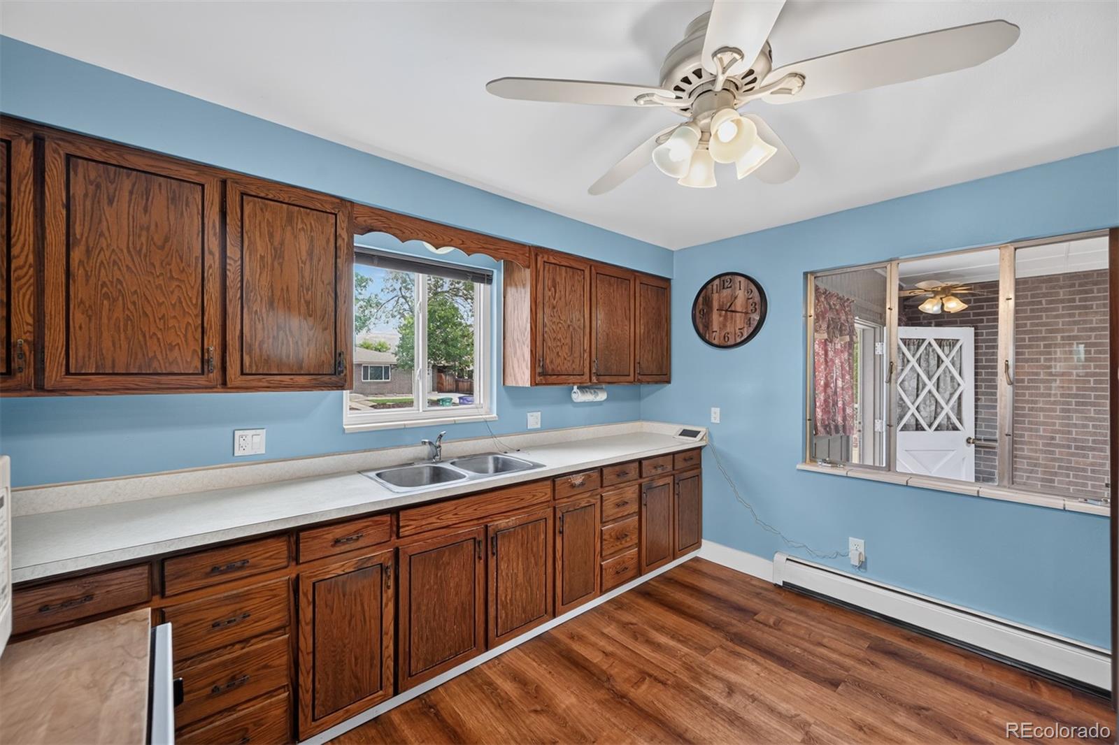MLS Image #7 for 2124 s fenton street,denver, Colorado