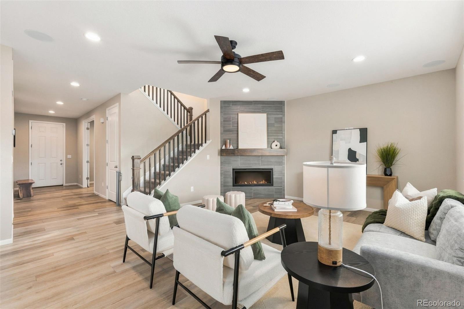 MLS Image #5 for 21653 e stanford circle,aurora, Colorado