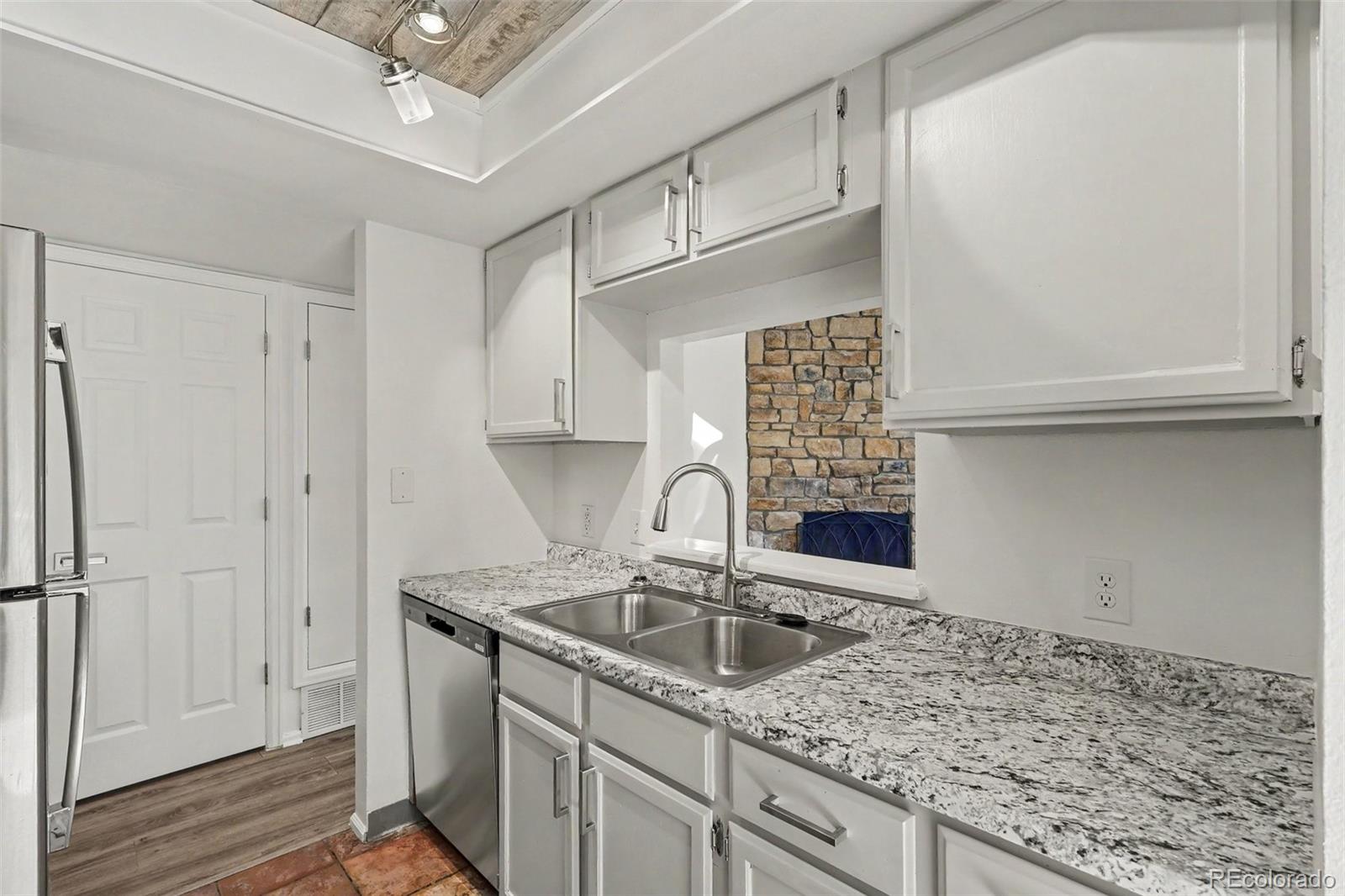 MLS Image #6 for 4310 s andes way,aurora, Colorado