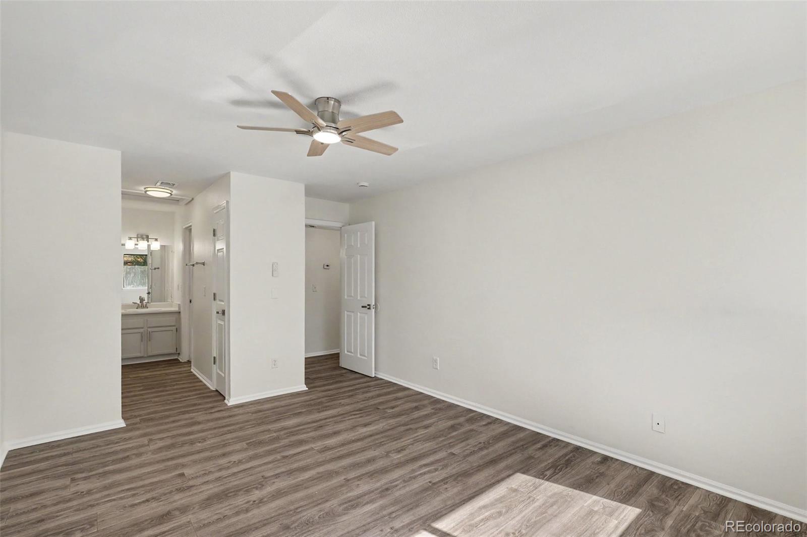 MLS Image #8 for 4310 s andes way,aurora, Colorado