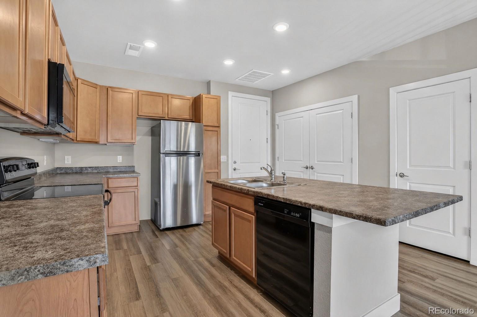 MLS Image #11 for 14351 e tennessee avenue,aurora, Colorado