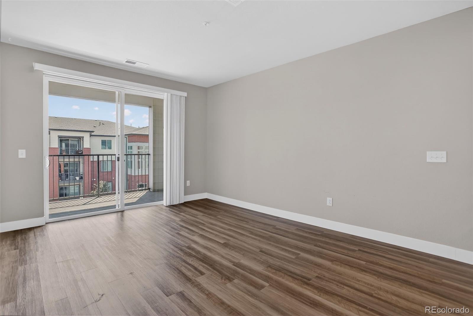 MLS Image #14 for 14351 e tennessee avenue,aurora, Colorado