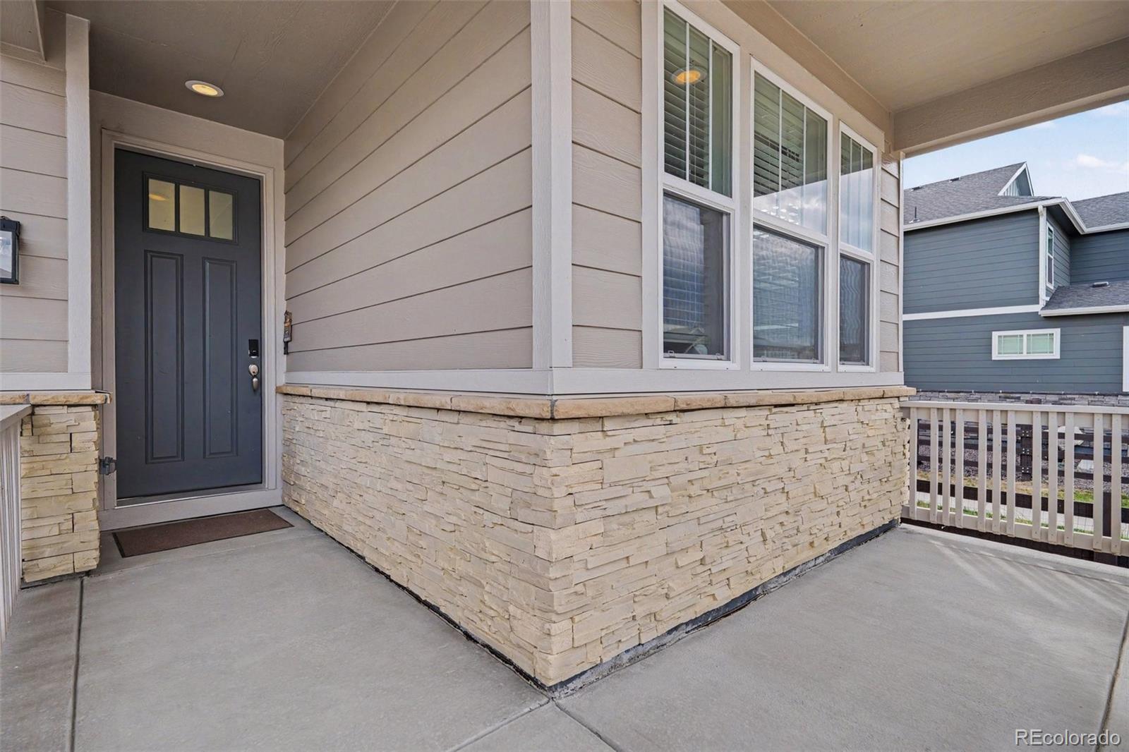 MLS Image #1 for 27536 e byers place,aurora, Colorado