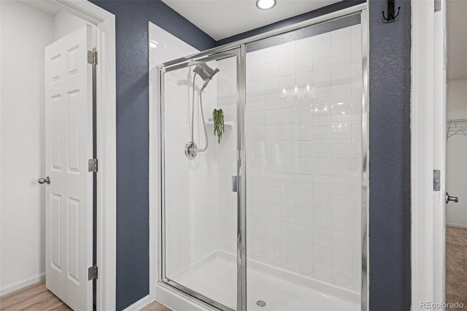 MLS Image #16 for 27536 e byers place,aurora, Colorado