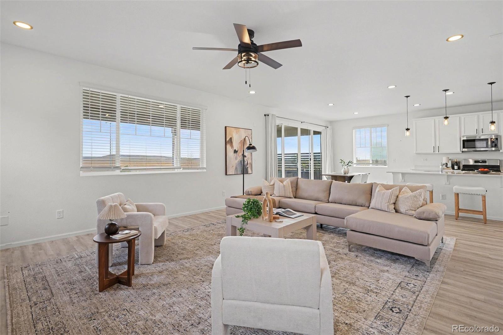 MLS Image #5 for 27536 e byers place,aurora, Colorado