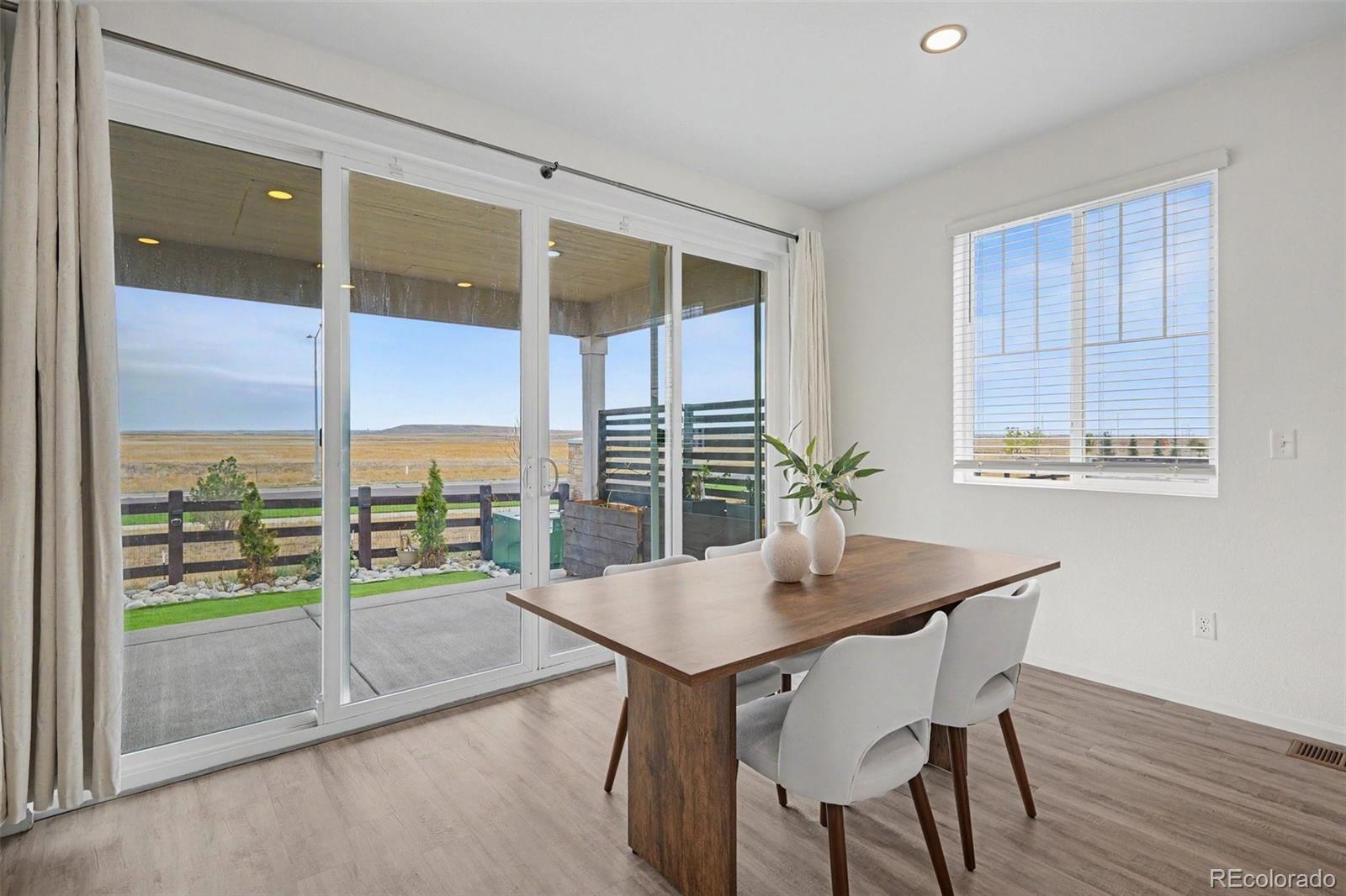 MLS Image #6 for 27536 e byers place,aurora, Colorado