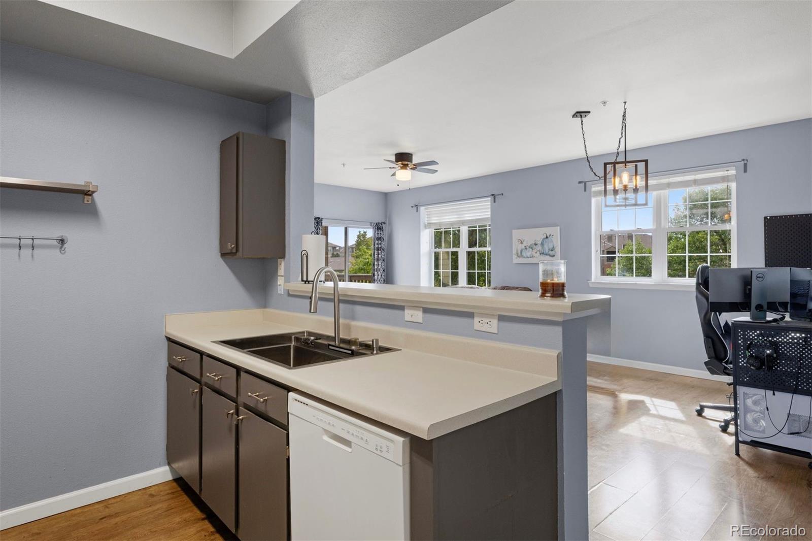 MLS Image #4 for 12770  ironstone way,parker, Colorado
